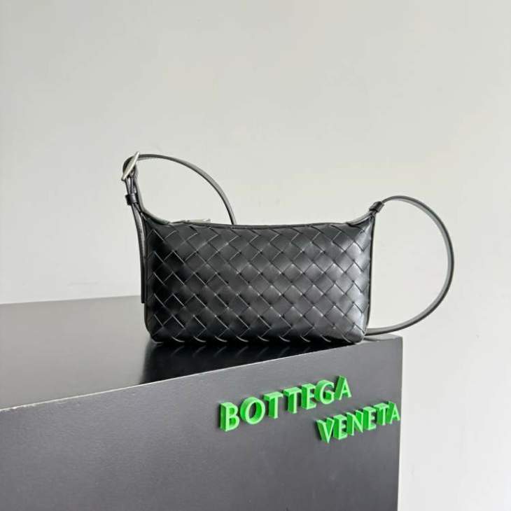 Picture of Bottega Veneta Handbags _SKUfw219549848fw